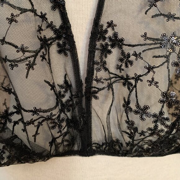 Amsale Black Lace Shrug / Bridal Topper - Wedding Accessory - Size 14 - Picture 4 of 9